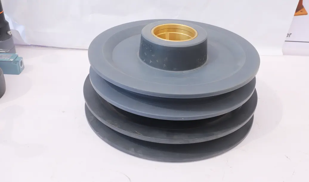 Steel sheave pulley for tower crane rope and load movement